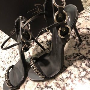 Giuseppe Heels